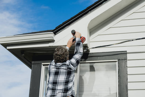 Storm Damage Siding Repair in Venetian Village, IL